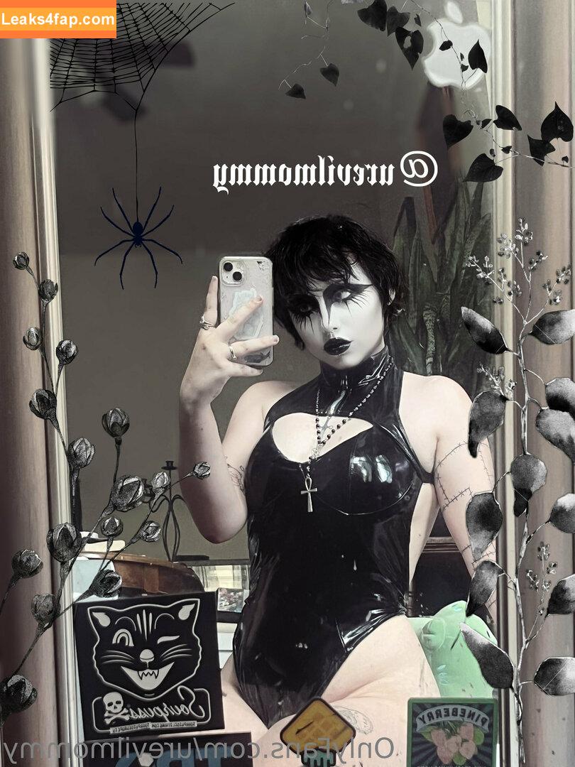 urevilmommy / urevilm0mmy leaked photo photo #0034