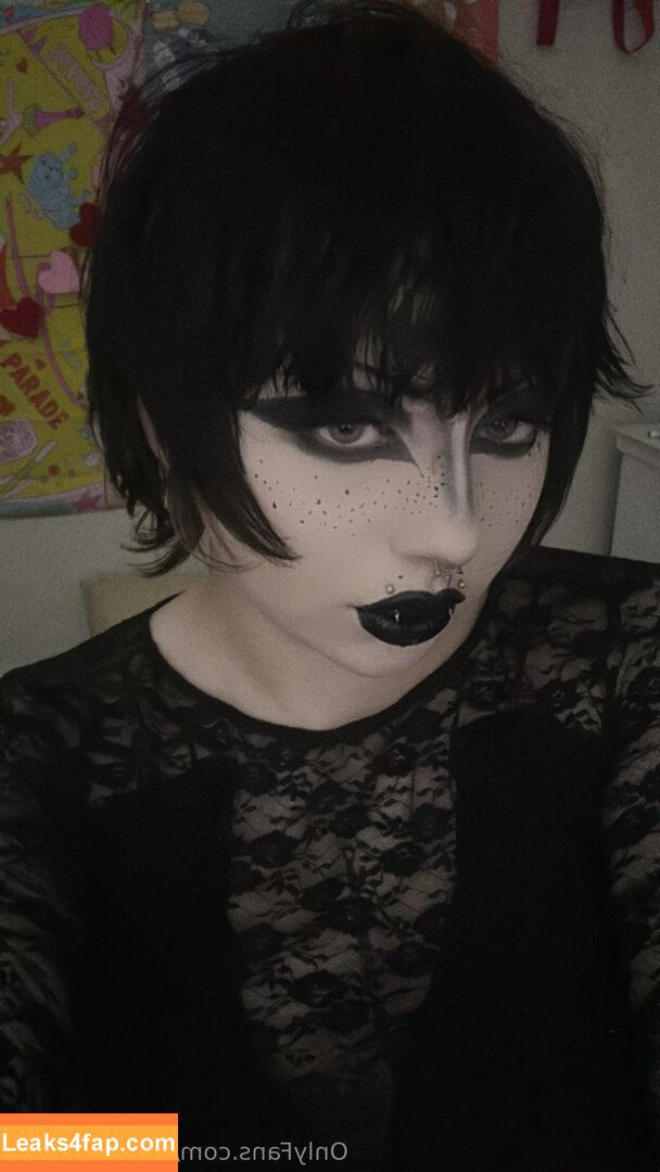 urevilmommy / urevilm0mmy leaked photo photo #0050