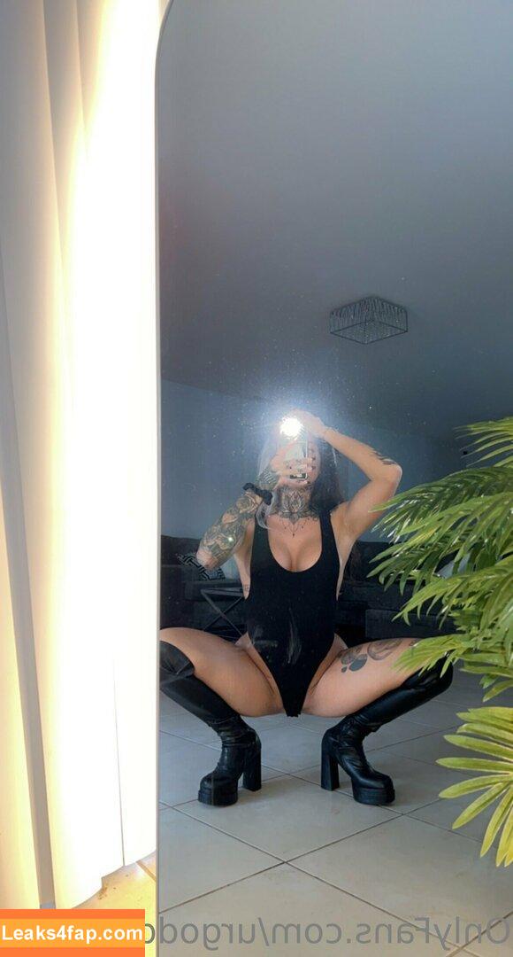 Urgoddessnicki / Ayeohqueenbitch / Ayeohqueennicki / GoddessNicki666 / nicoleforest / wetbynick leaked photo photo #0024