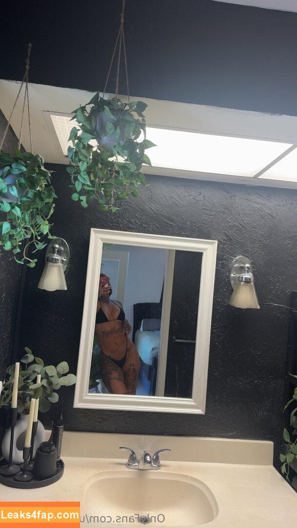 Urgoddessnicki / Ayeohqueenbitch / Ayeohqueennicki / GoddessNicki666 / urgoddessn1 / wetbynick leaked photo photo #0102