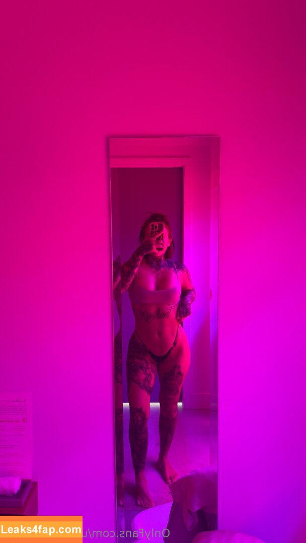 Urgoddessnicki / Ayeohqueenbitch / Ayeohqueennicki / GoddessNicki666 / urgoddessn1 / wetbynick leaked photo photo #0106