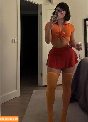 urgymbae photo #0003