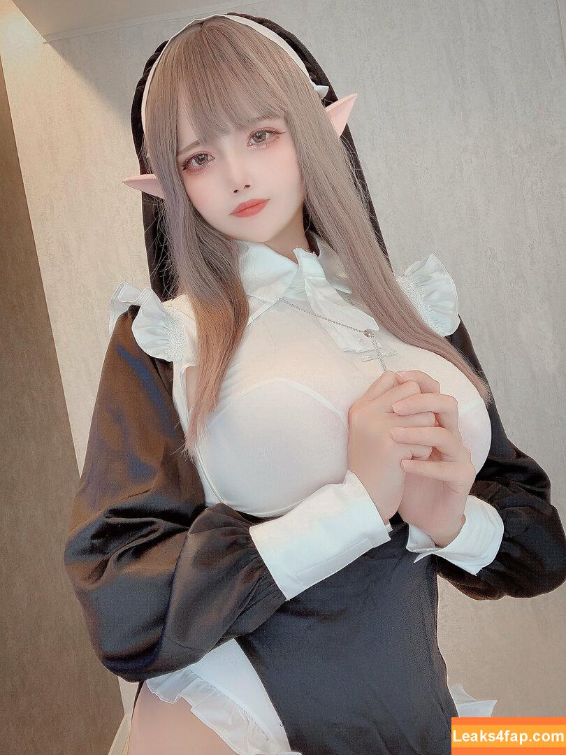 Uri11_27 leaked photo photo #0177
