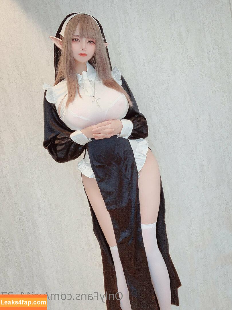 Uri11_27 leaked photo photo #0189