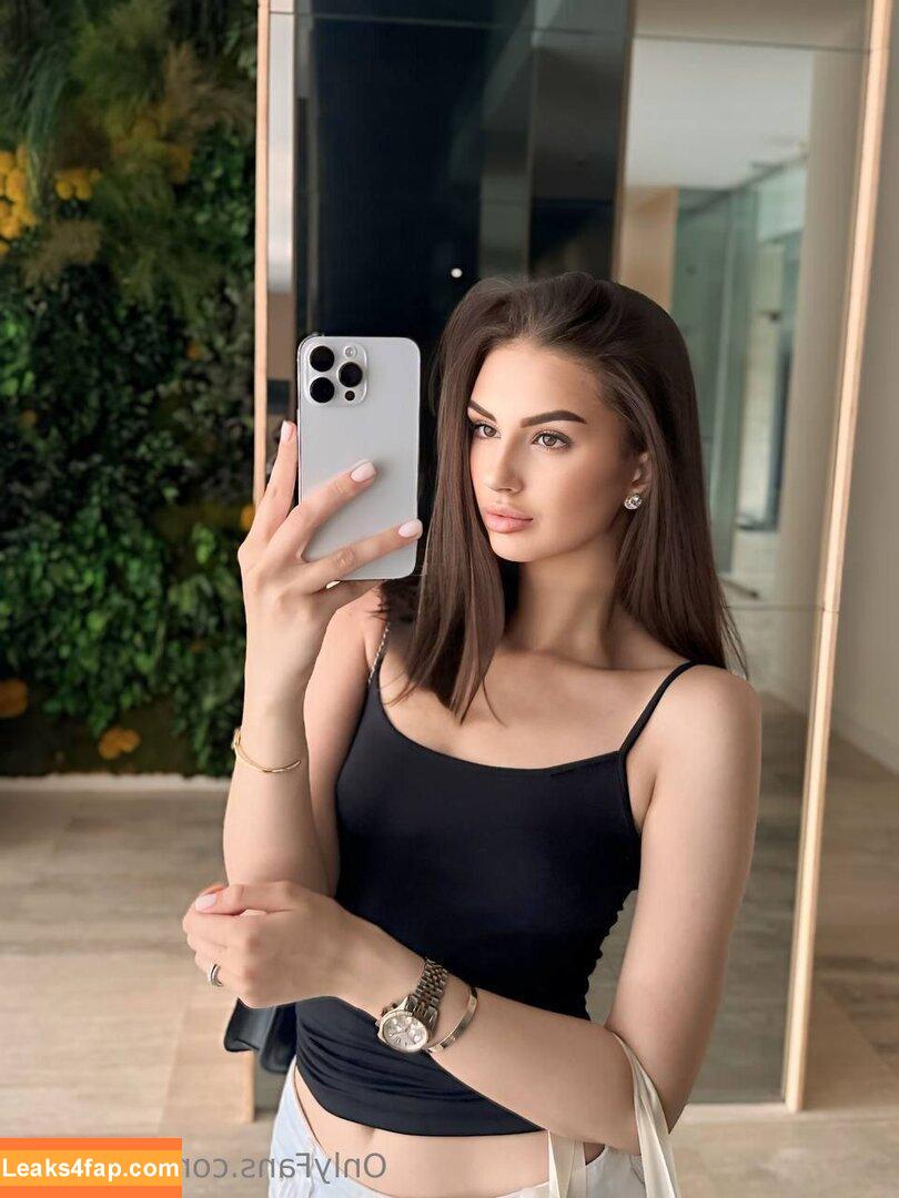 urkelsey / sexy_kelsey / urgirlkelso leaked photo photo #0017