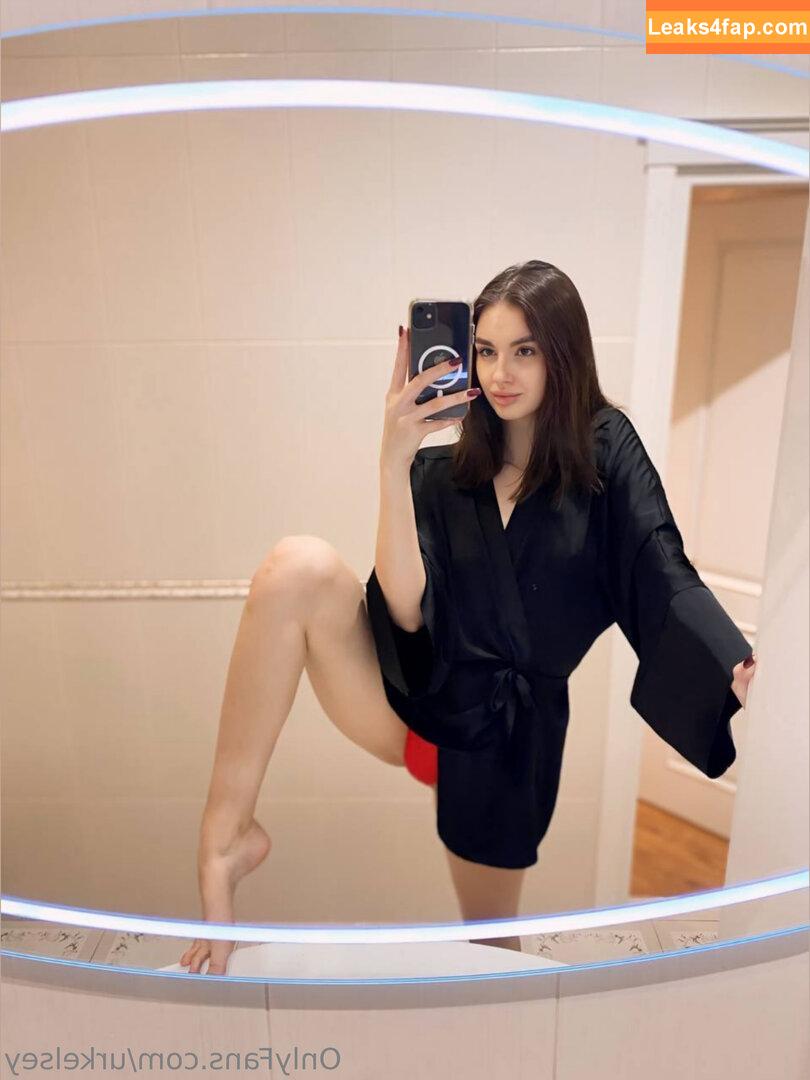 urkelsey / sexy_kelsey / urgirlkelso leaked photo photo #0020