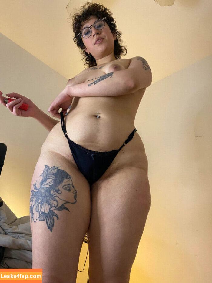 ursulasupremacy / ursula.christina leaked photo photo #0030
