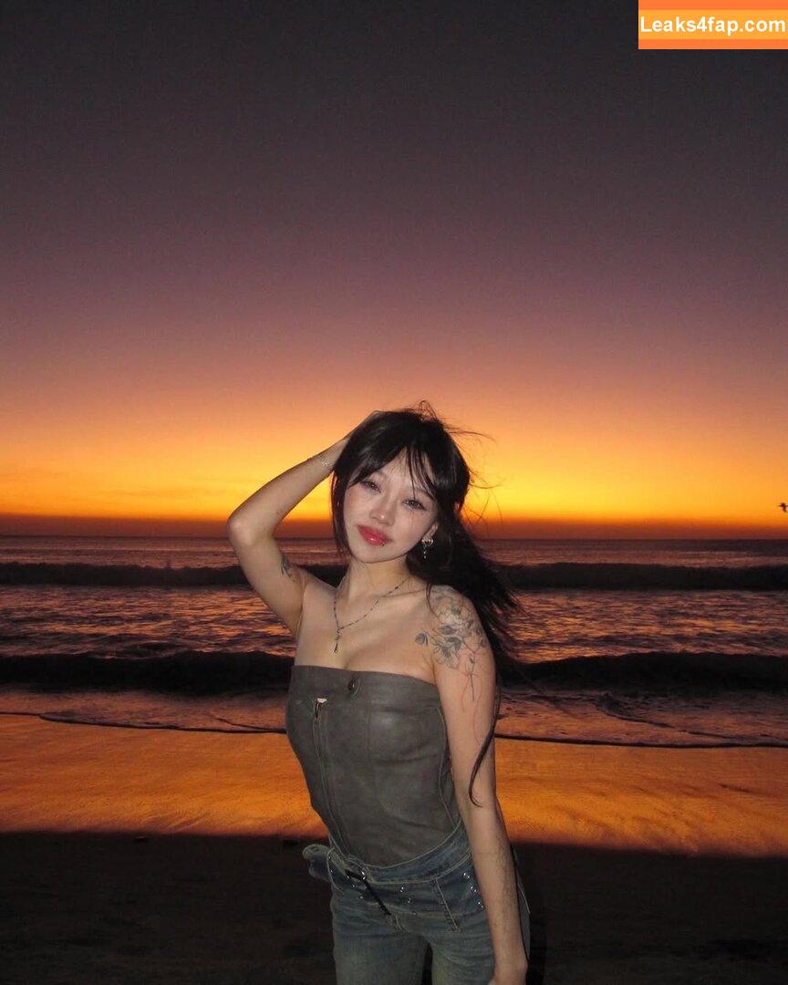 ursungirl free nudes