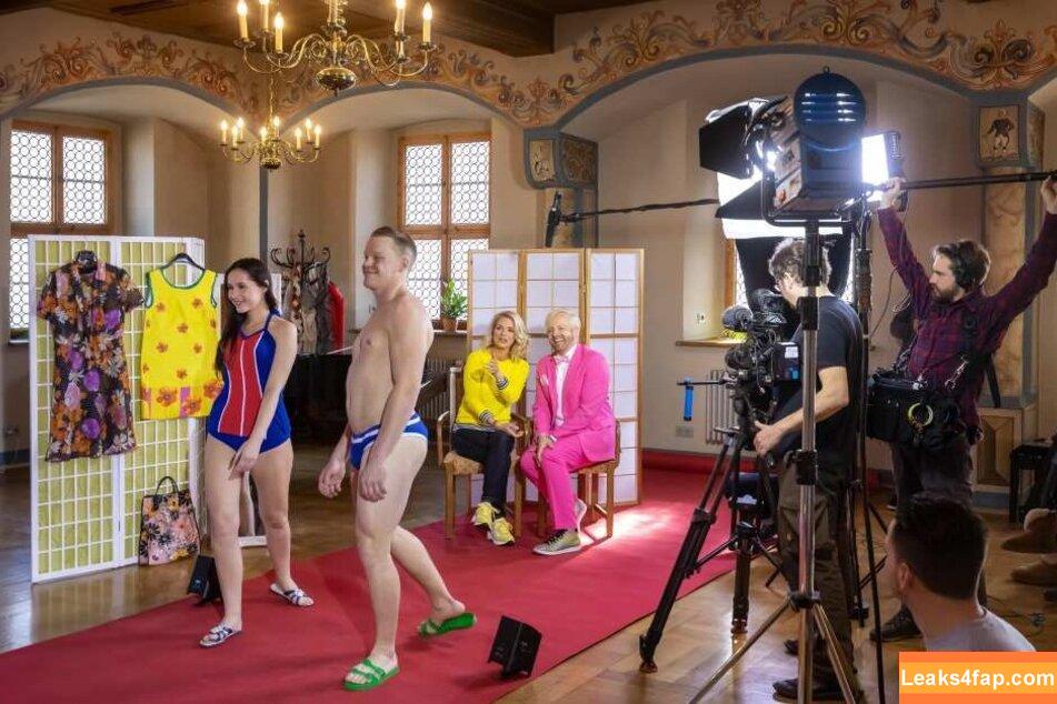 Uta Bresan /  leaked photo photo #0008