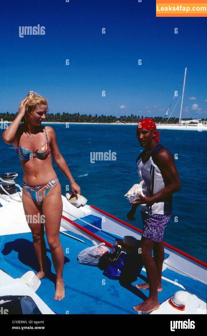 Uta Bresan /  leaked photo photo #0016