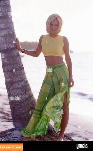 Uta Bresan photo #0004