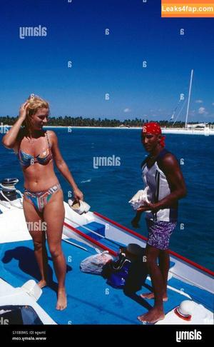 Uta Bresan photo #0016