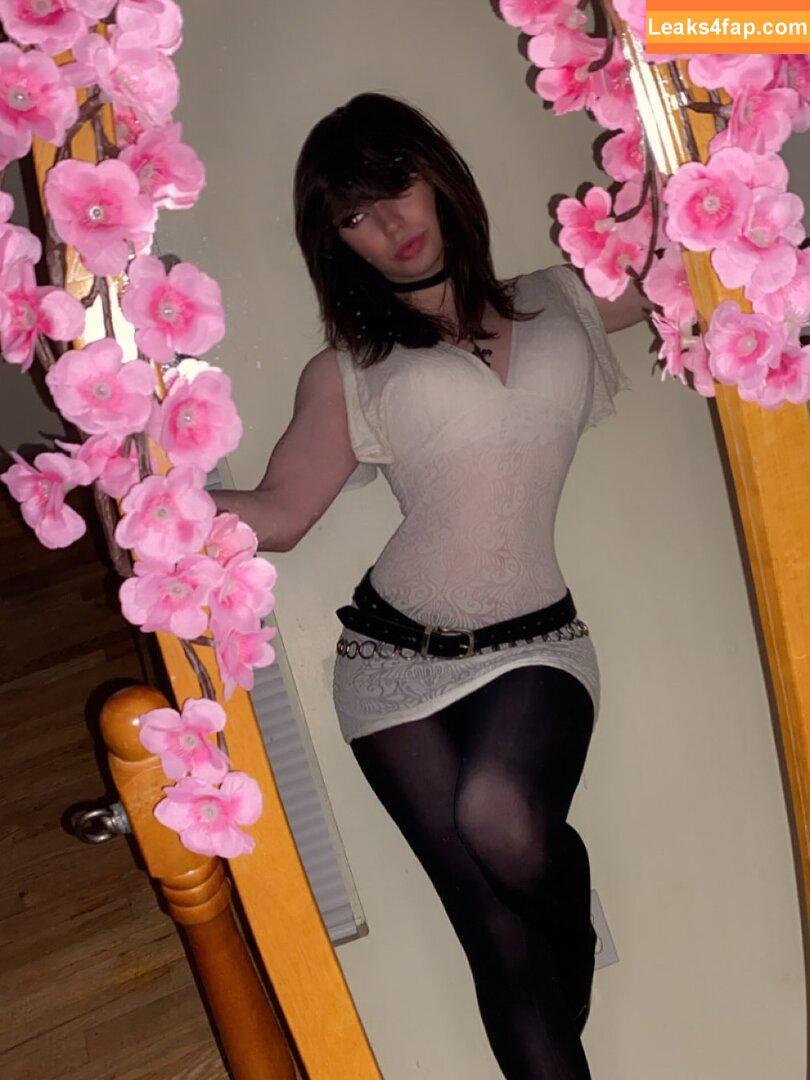 Uxu.kxt / kitkatt / uxu.kat / uxu_mikasa leaked photo photo #0017