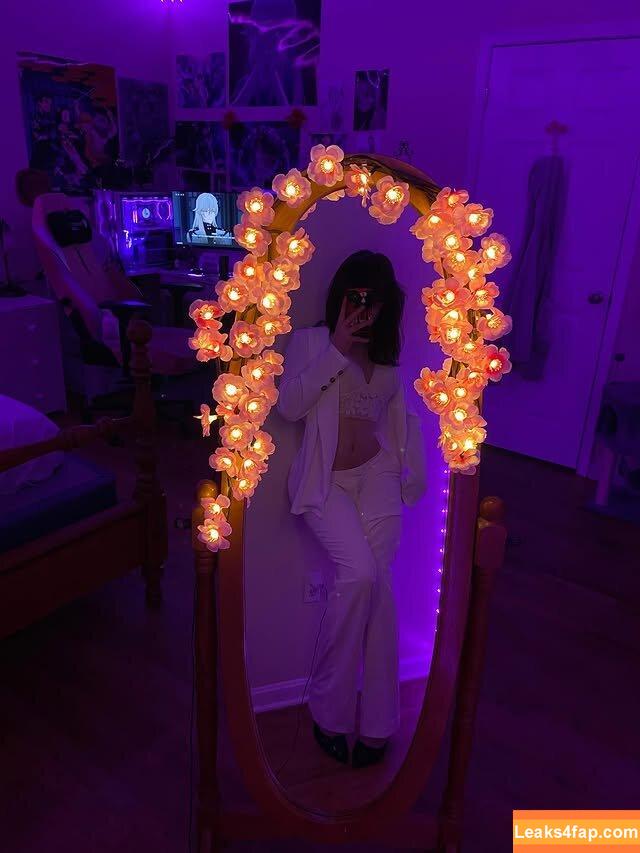 Uxu.kxt / kitkatt / uxu.kat / uxu_mikasa leaked photo photo #0030