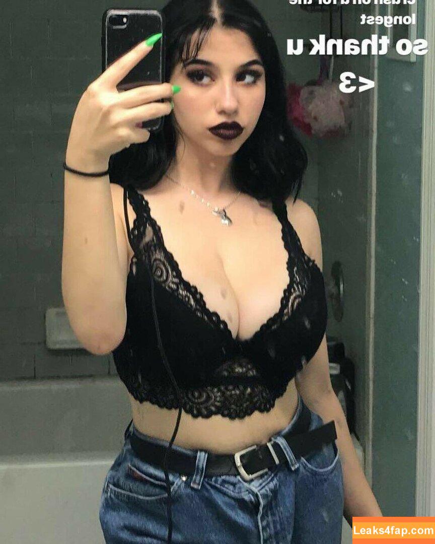 V0l4til3 / bbabydollyy leaked photo photo #0021