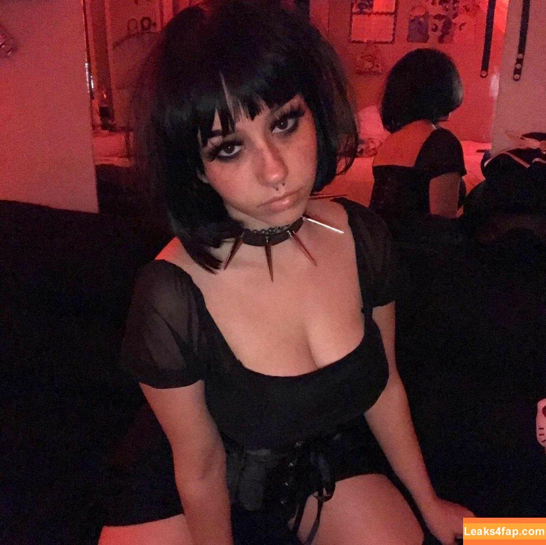 V0l4til3 / bbabydollyy leaked photo photo #0024