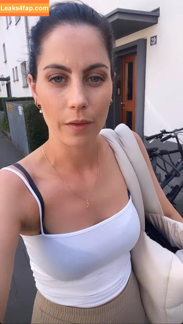 Valea Katharina Scalabrino / valeascalabrino leaked photo photo #0093