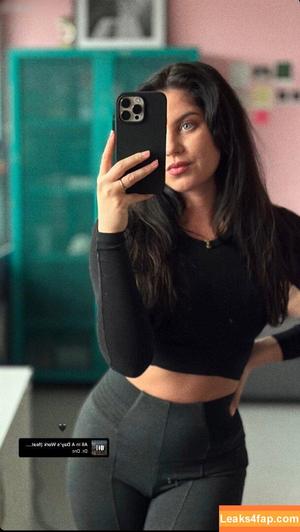 Valea Katharina Scalabrino photo #0100