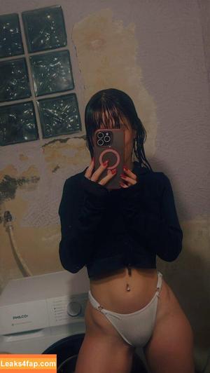 Valen Pinto photo #0085