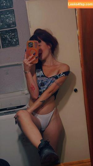 Valen Pinto photo #0087