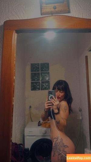 Valen Pinto photo #0119