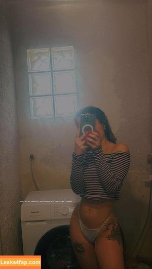 Valen Pinto photo #0120