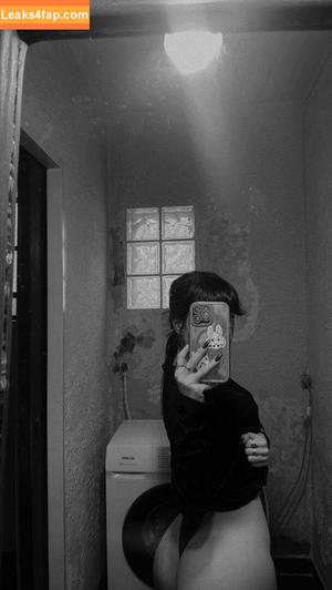 Valen Pinto photo #0131