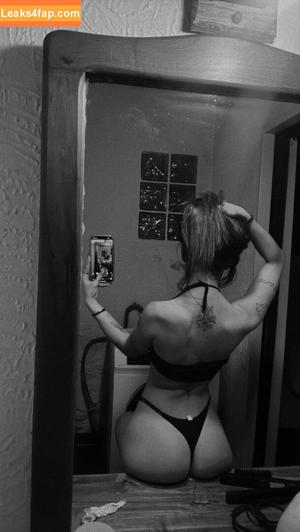 Valen Pinto photo #0136