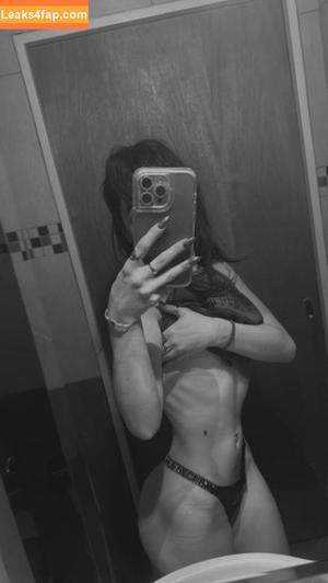 Valen Pinto photo #0140