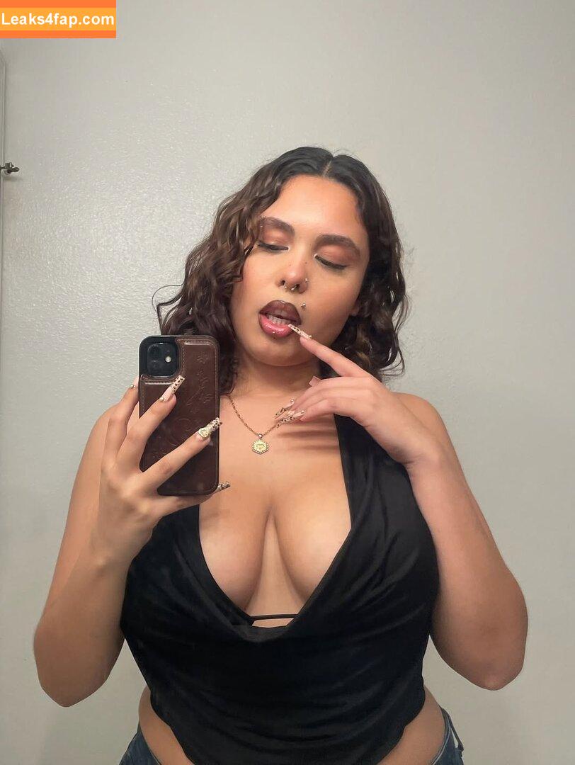 valent1na / vastlyval leaked photo photo #0004