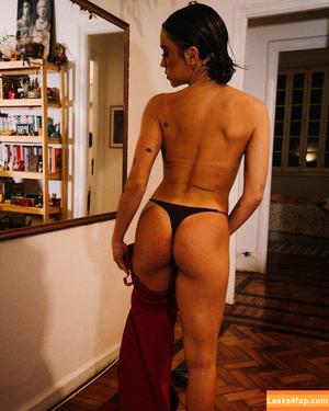Valentina Bandeira photo #0074