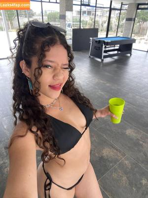 Valentina Contreras photo #0003