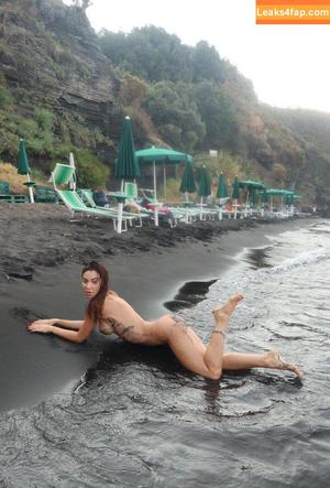Valentina Fradegrada photo #0102