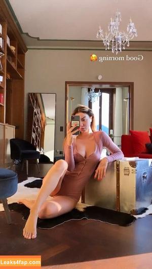 Valentina Fradegrada photo #0141