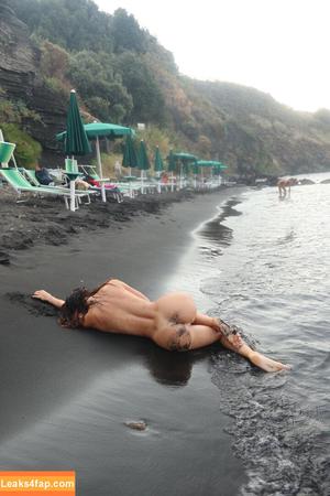 Valentina Fradegrada photo #0143