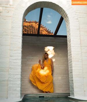 Valentina Pahde фото #0025