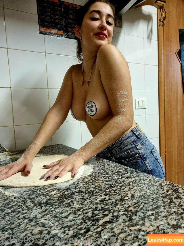 Valentina Rossi / Tiny Tina / Zia_Tinaa / u102699258 leaked photo photo #0006