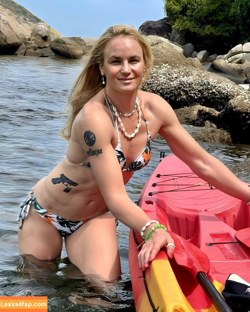 Valentina Shevchenko / BulletValentina leaked photo photo #0042