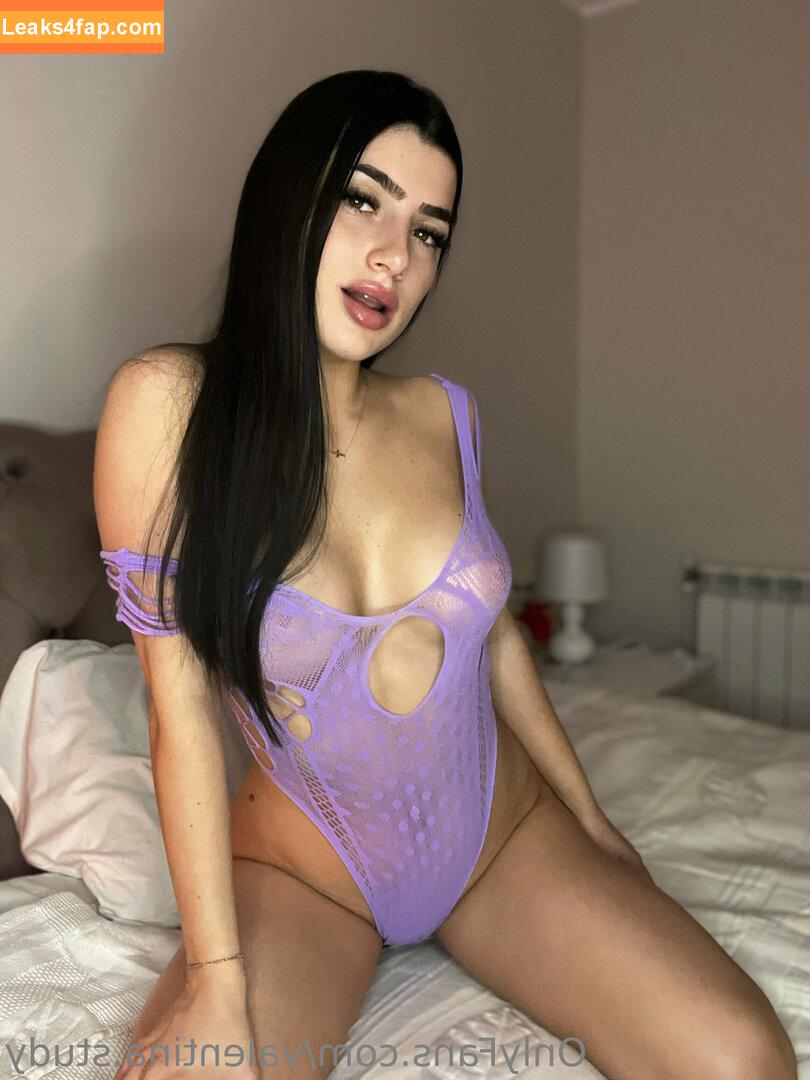valentina.study / vali.study leaked photo photo #0057