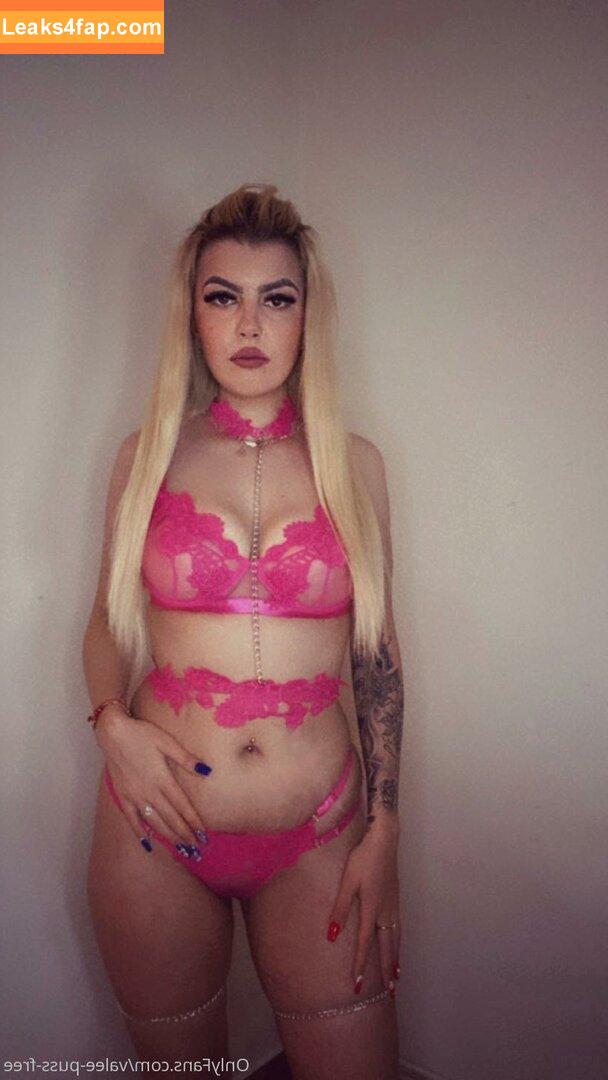valentinagoleafree / valentina__0804 leaked photo photo #0001