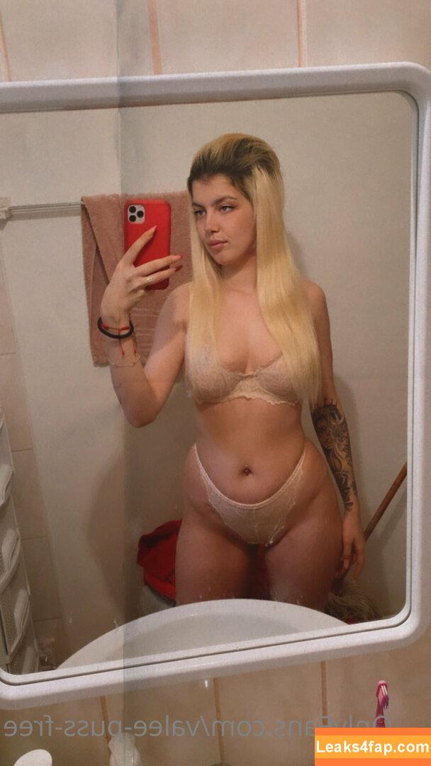 valentinagoleafree / valentina__0804 leaked photo photo #0004
