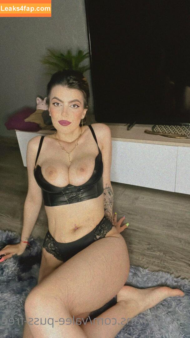 valentinagoleafree / valentina__0804 leaked photo photo #0021