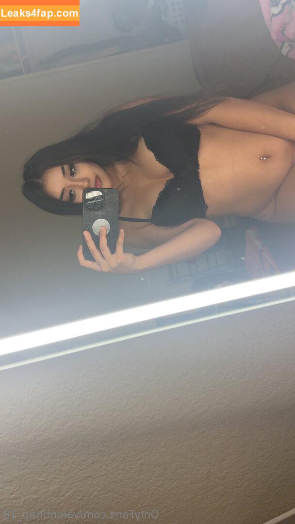 valentinap_18 / valentina.perez1825 leaked photo photo #0011