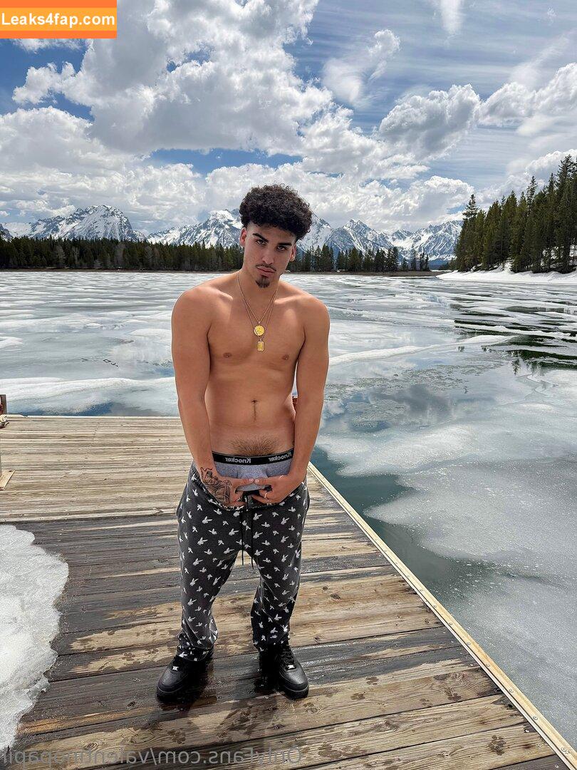 valentinopapii /  leaked photo photo #0030