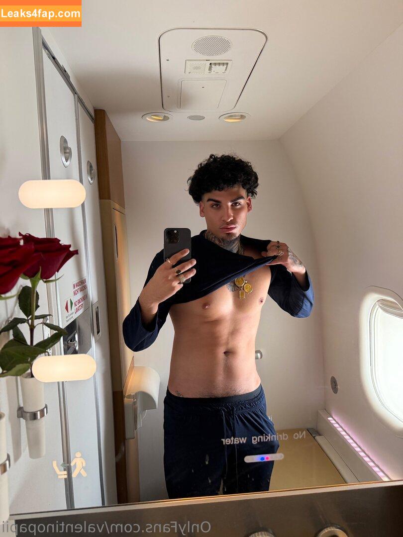 valentinopapii /  leaked photo photo #0032