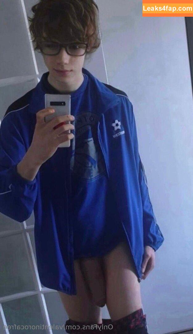valentinorocafree / valentino_roca7 leaked photo photo #0012