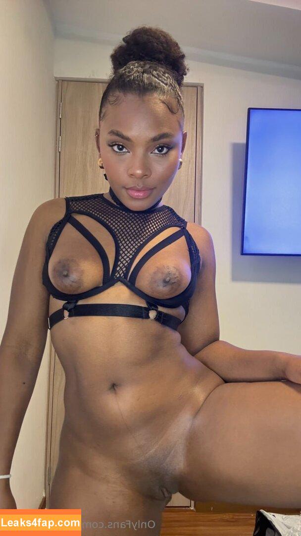 valeri_in_love /  leaked photo photo #0063
