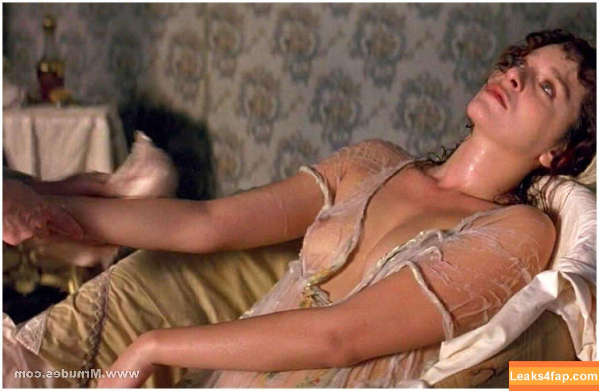 Valeria Golino / valeriagolino_page leaked photo photo #0015