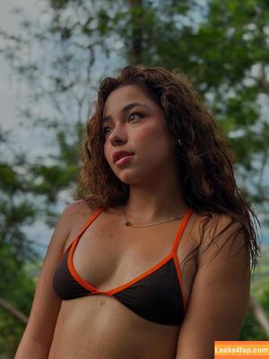 Valeria Madrigal photo #0018