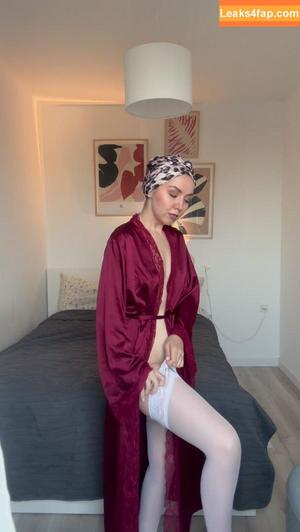 Valeria Migova photo #0009